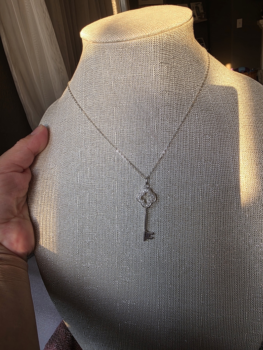 925 Elegant 20" L.A. Gem & Jewelry Design Necklace - Picture 2 of 13